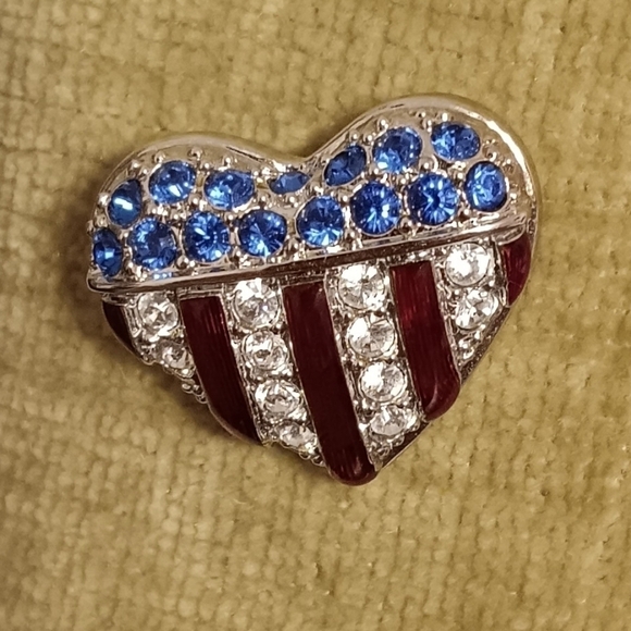 Swarovski Crystal Patriotic American Flag Puffy Heart Brooch - Picture 1 of 7